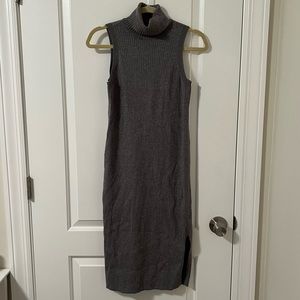 Midi turtleneck sweater dress